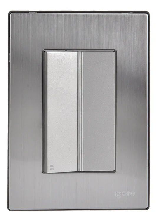 Placa Armada Con 1 Apagador Escalera De 3 Módulos Color Plata iGoto
